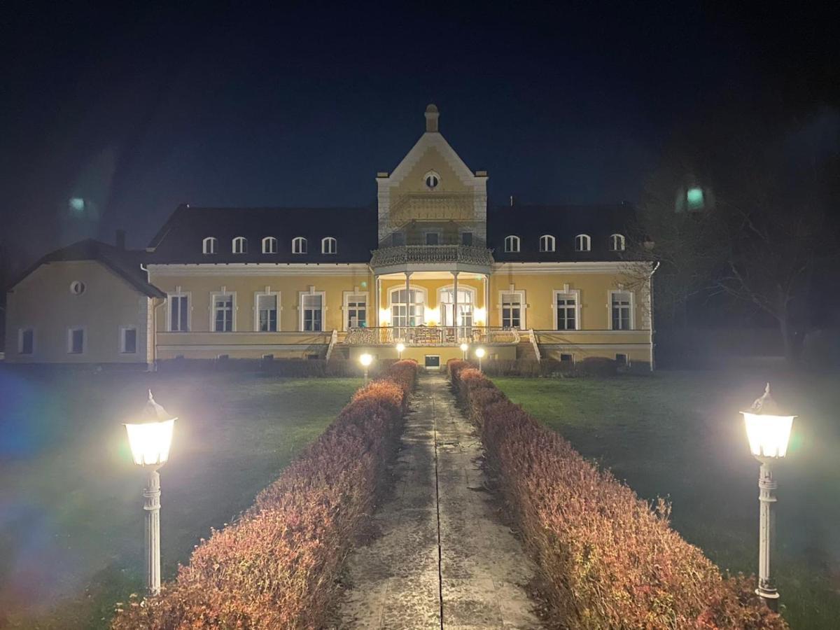 Bed and Breakfast Rosenberg Kuria Taplanszentkereszt Экстерьер фото