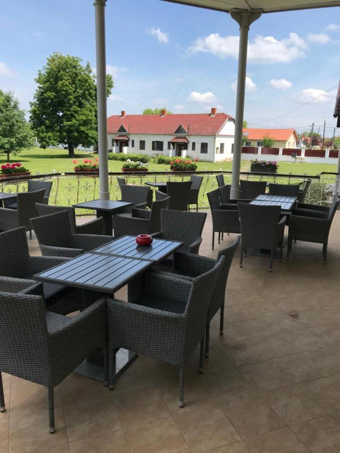 Bed and Breakfast Rosenberg Kuria Taplanszentkereszt Экстерьер фото
